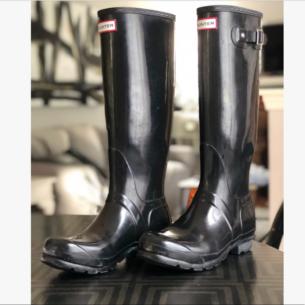 Black Tall Gloss Hunter Rain Boots (Size US 10)